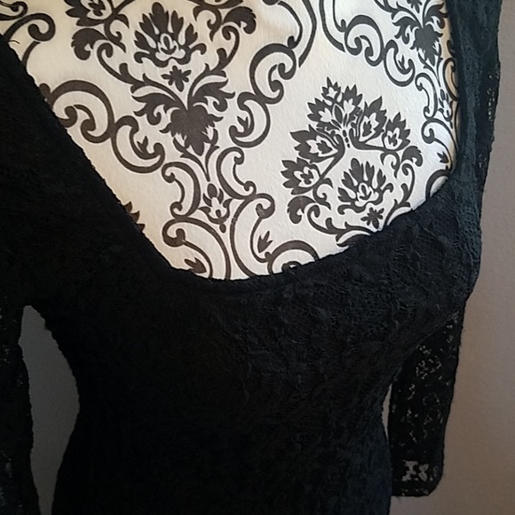 Black Lace mini dress - Picture 4 of 7